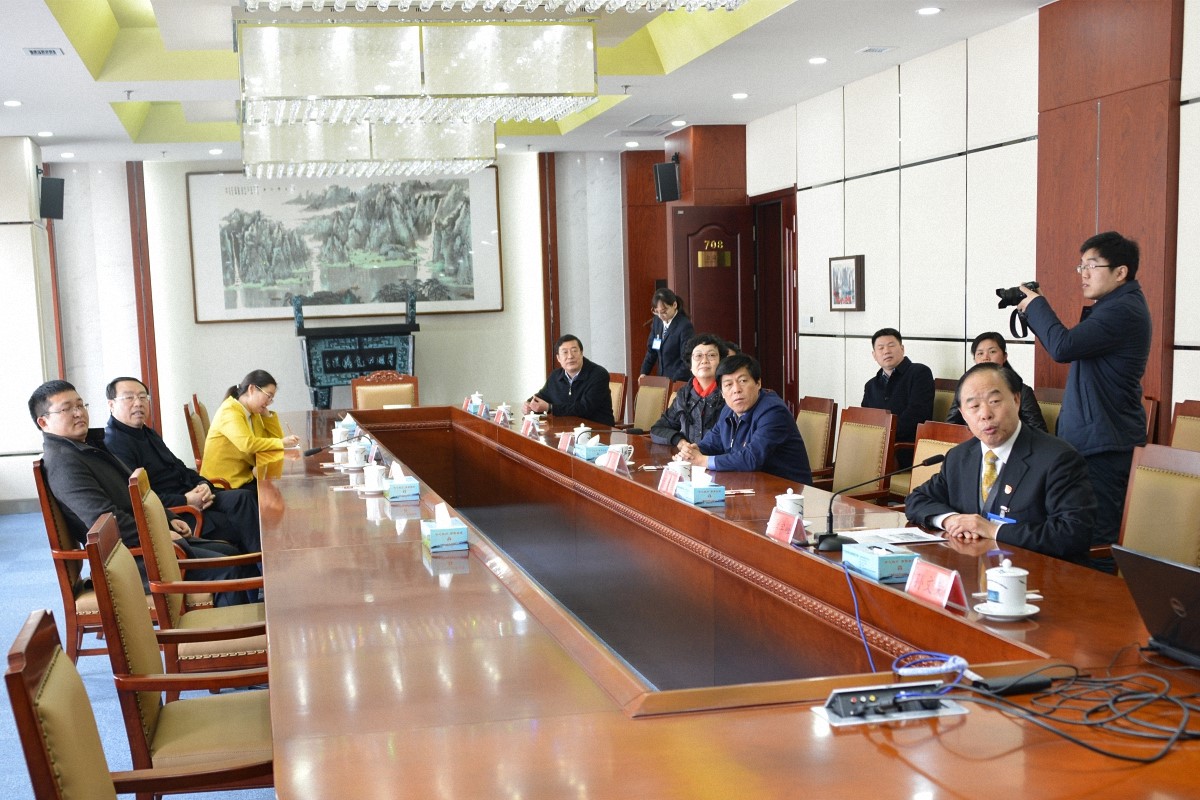 山東省委統(tǒng)戰(zhàn)部常務(wù)副部長趙強到我公司調(diào)研